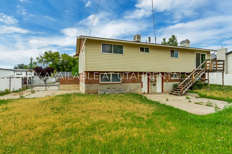 Beautiful 4-Bed, 3-Bath Orem Home with Spacious Yards & Decks property image