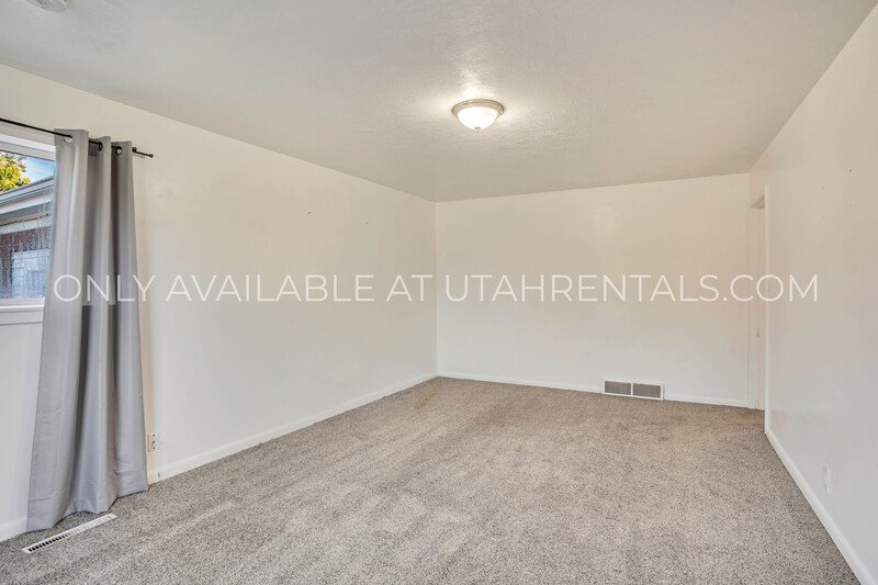 Huge 7-Bedroom Remodeled Orem Home property image