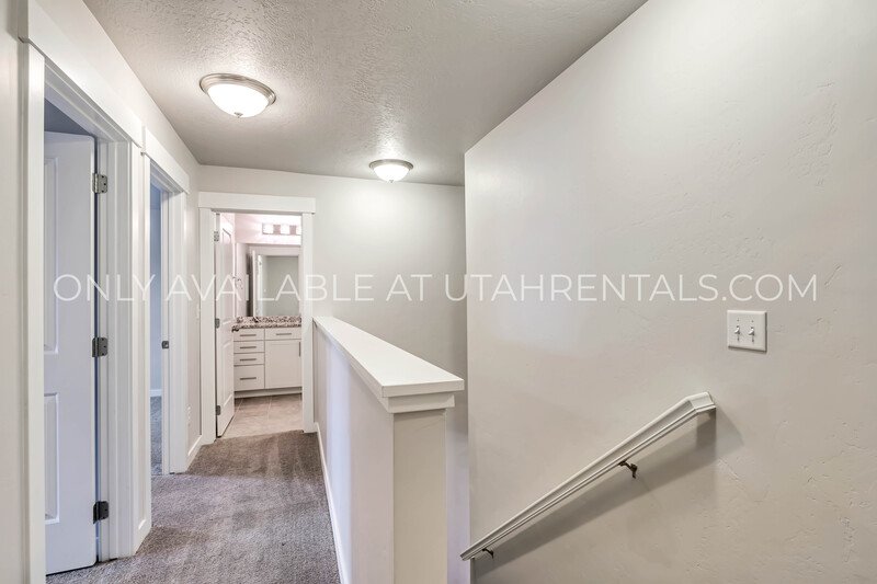 TRAVERSE MOUNTAIN MIDROW-UNIT TOWNHOME LEHI property image