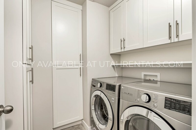TRAVERSE MOUNTAIN MIDROW-UNIT TOWNHOME LEHI property image