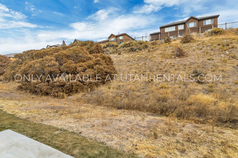 TRAVERSE MOUNTAIN MIDROW-UNIT TOWNHOME LEHI property image