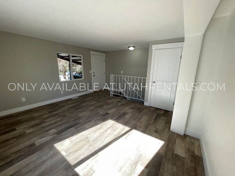 Cute 2-Bed Apartment Near Peace Gardens property image