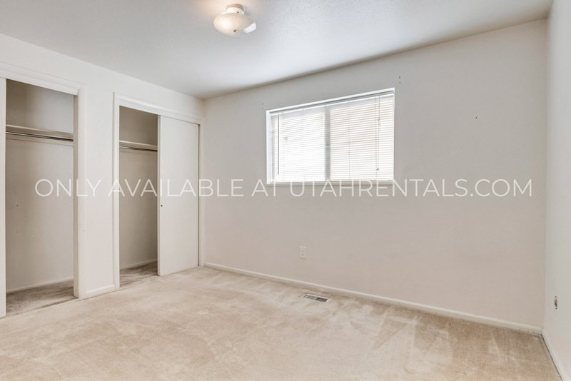 3 Bed, 1 Bath Garden-Level Apartment in the Heart of Pleasant Grove! property image