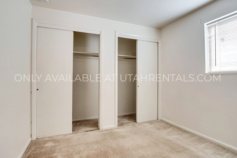 3 Bed, 1 Bath Garden-Level Apartment in the Heart of Pleasant Grove! property image