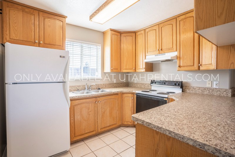 Charming 2-Bed Condo in Provo – Great Location! property image
