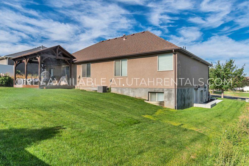 Beautiful Elk Ridge rental property image