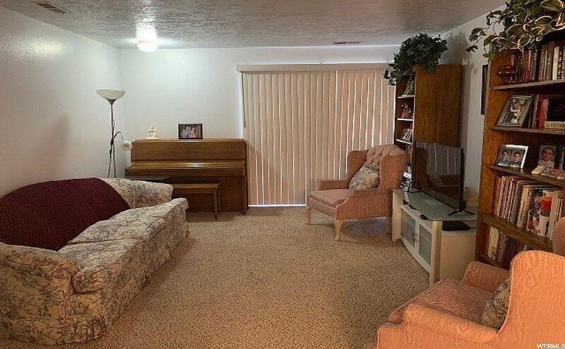 Charming 2-Bed, 2-Bath Townhome in the Heart of Orem property image