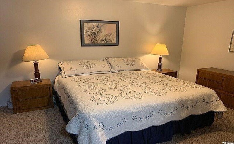 Charming 2-Bed, 2-Bath Townhome in the Heart of Orem property image