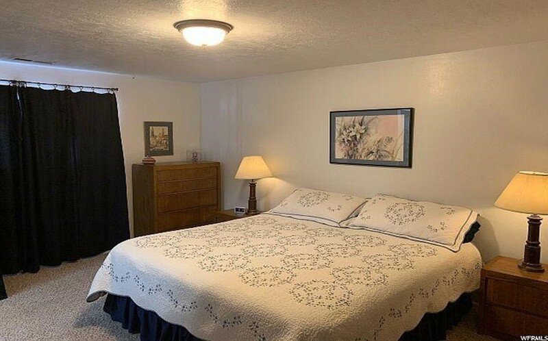 Charming 2-Bed, 2-Bath Townhome in the Heart of Orem property image