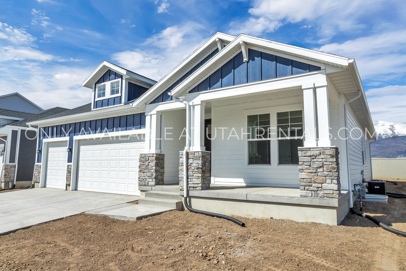Stunning 5-Bed Mountain View Home in Highland property image