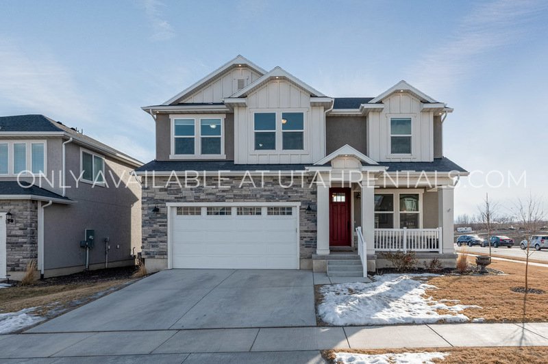 BEAUTIFUL EXECUTIVE HOME IN THE EXCHANGE property image