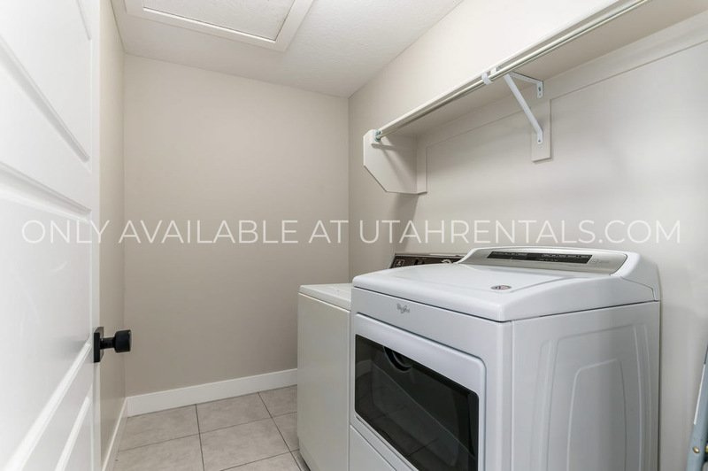 BEAUTIFUL EXECUTIVE HOME IN THE EXCHANGE property image