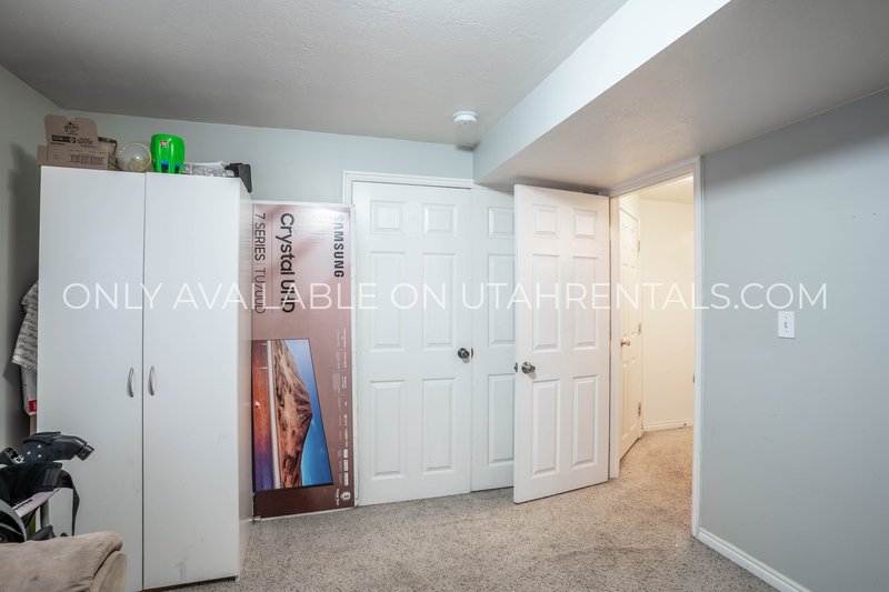 5 Bed 3.5 Bath Townhome in Deer Haven! property image