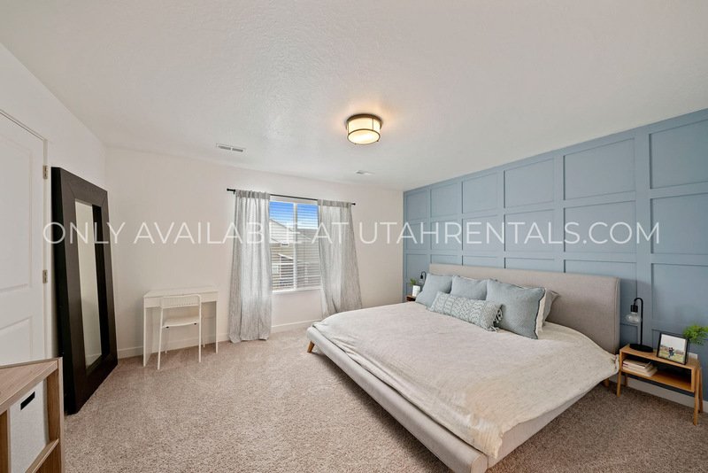 PET FRIENDLY END UNIT TOWNHOME COLD SPRINGS RANCH property image