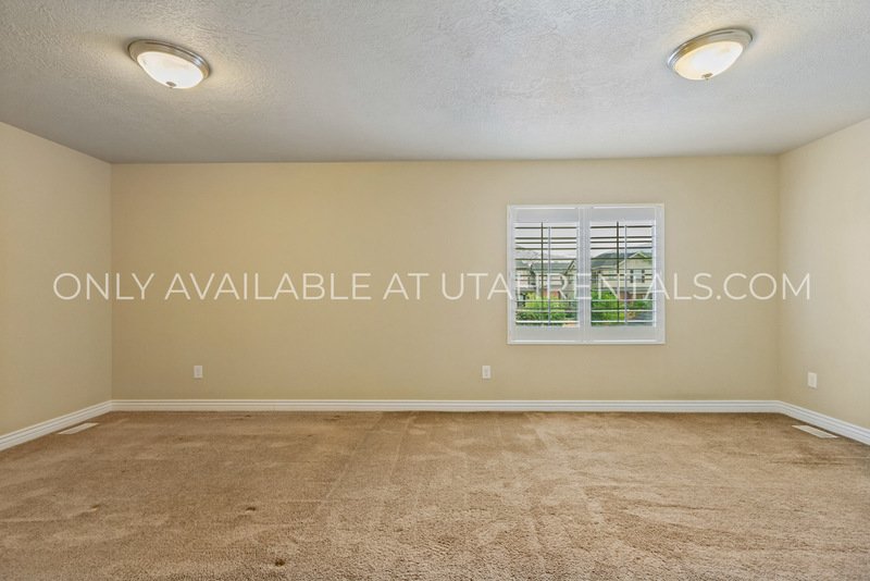 Spacious & Stylish 4-Bed 3 Bath Townhome | Available Now! property image