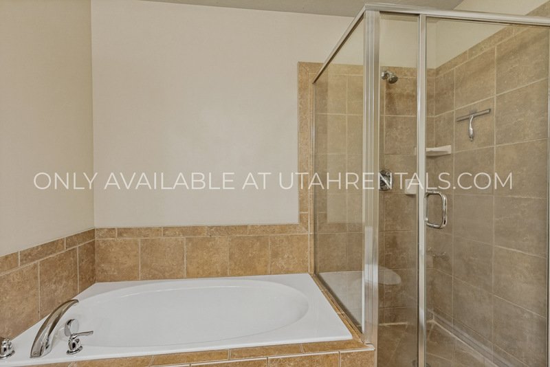 Spacious & Stylish 4-Bed 3 Bath Townhome | Available Now! property image