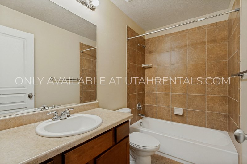 Spacious & Stylish 4-Bed 3 Bath Townhome | Available Now! property image