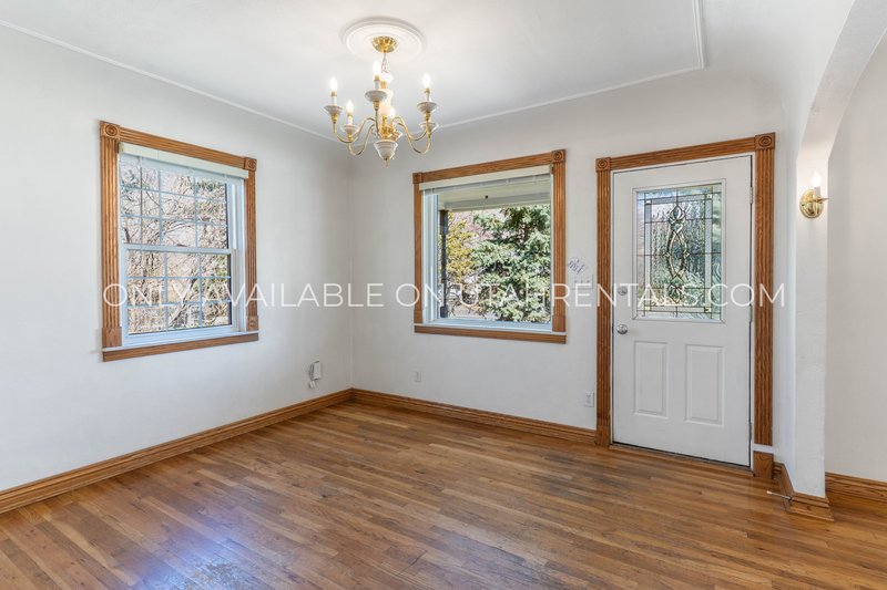 Charming 3-Bedroom Home in Springville ? Backs Up to Hobble Creek! property image