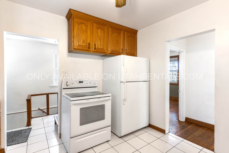 Charming 3-Bedroom Home in Springville ? Backs Up to Hobble Creek! property image