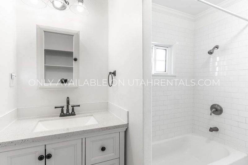 Charming 3-Bedroom Home in Springville ? Backs Up to Hobble Creek! property image