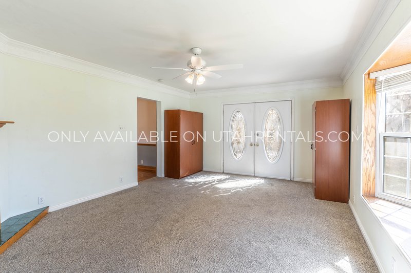 Charming 3-Bedroom Home in Springville ? Backs Up to Hobble Creek! property image