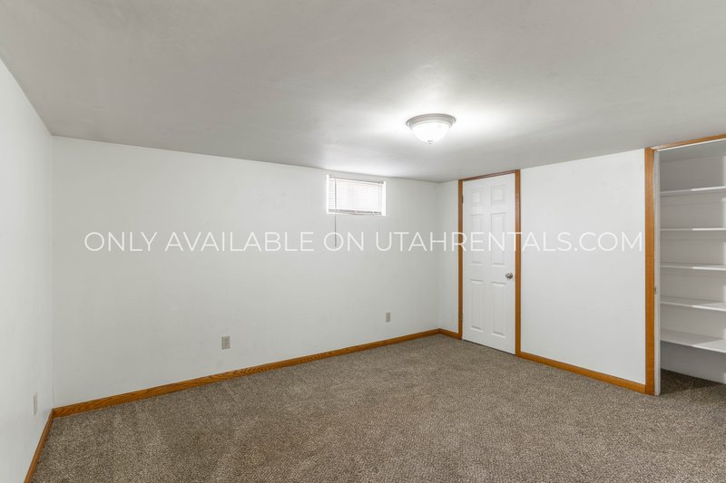 Charming 3-Bedroom Home in Springville ? Backs Up to Hobble Creek! property image