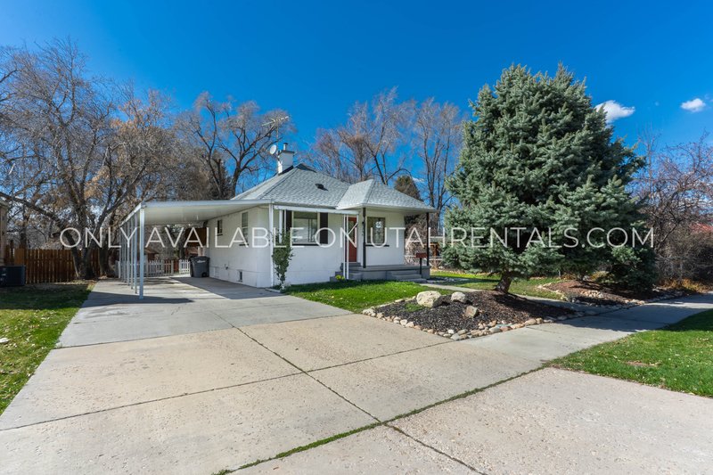 Charming 3-Bedroom Home in Springville ? Backs Up to Hobble Creek! property image