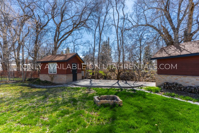 Charming 3-Bedroom Home in Springville ? Backs Up to Hobble Creek! property image
