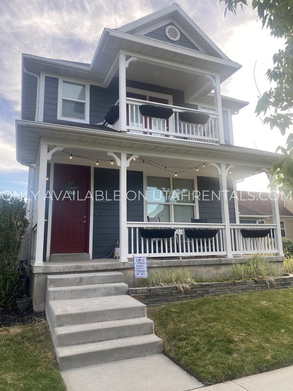 4 Bedroom 3.5 Bathroom Daybreak Home property image
