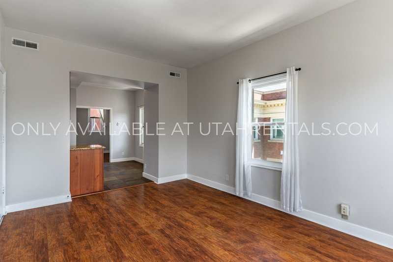 218 W North Temple Apt W8 property image