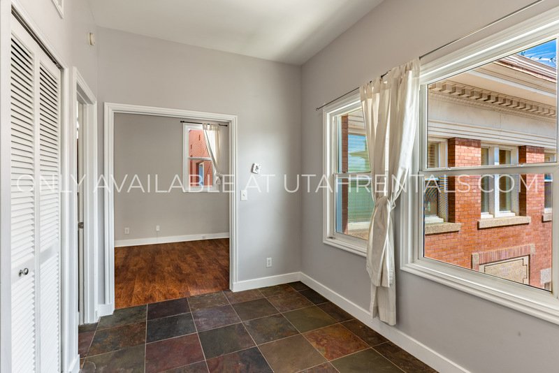 218 W North Temple Apt W8 property image