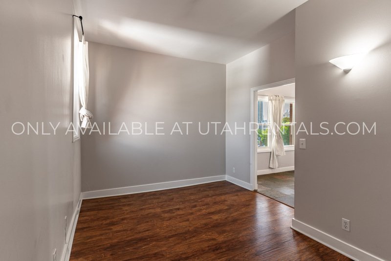 218 W North Temple Apt W8 property image