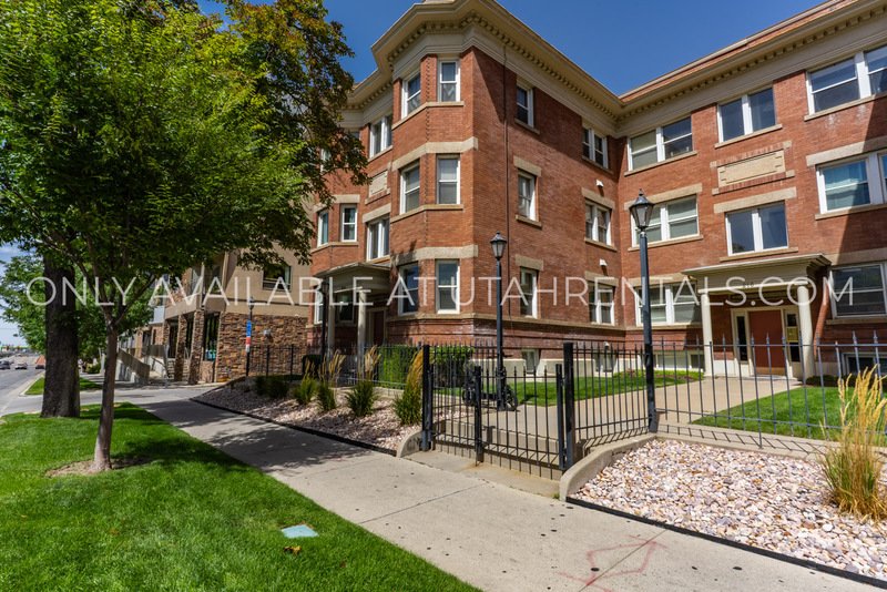 218 W North Temple Apt W8 property image