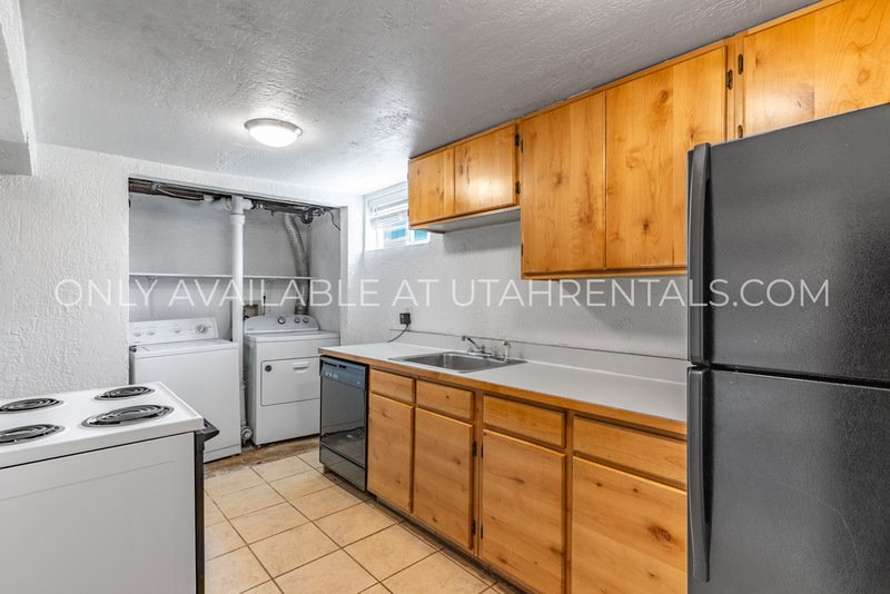 Cozy 4-Bed Provo Home with 2 Kitchens & Endless Charm! property image