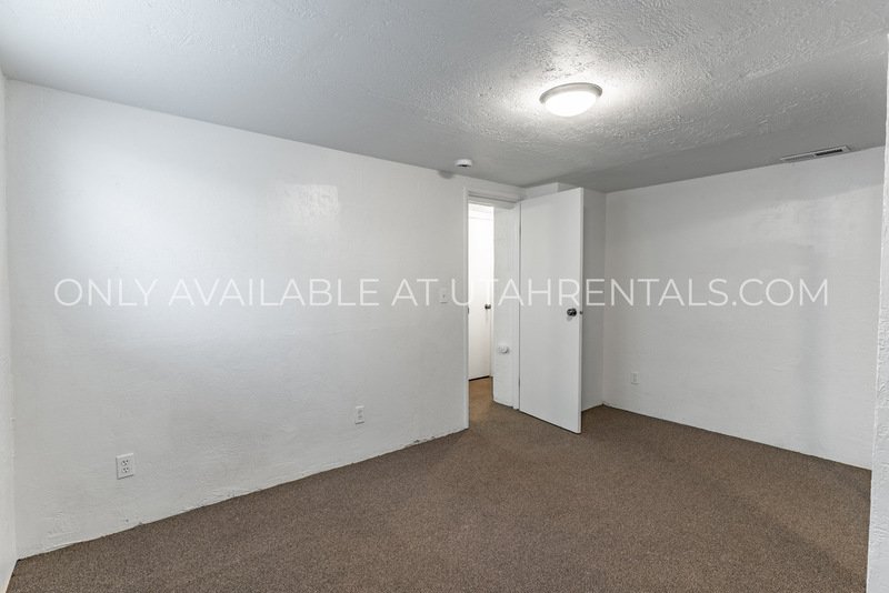 Cozy 4-Bed Provo Home with 2 Kitchens & Endless Charm! property image