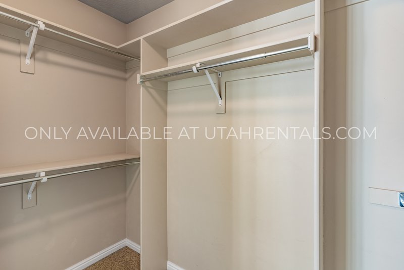 Spacious & Low-Maintenance Lehi Townhome property image