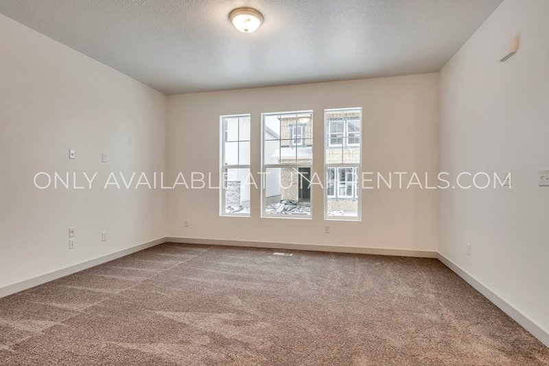 Beautiful Lehi home property image
