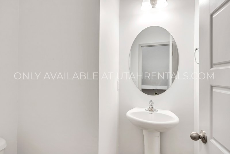 Beautiful Lehi home property image