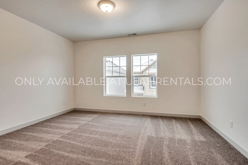 Beautiful Lehi home property image