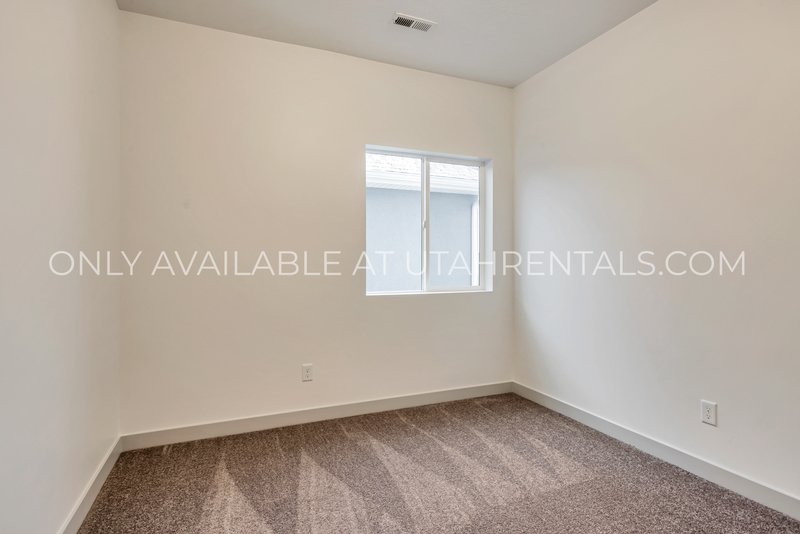Beautiful Lehi home property image