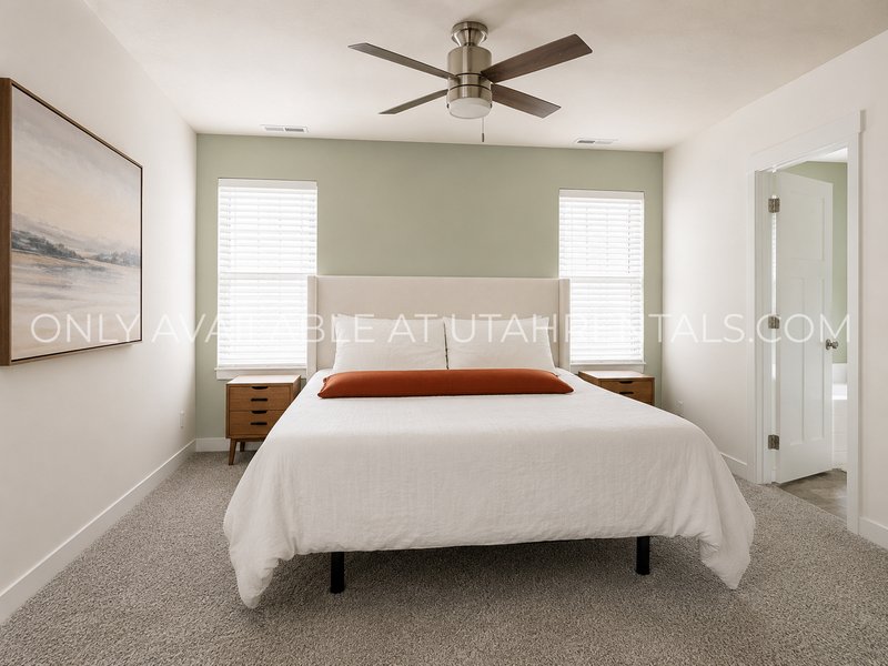 Beautiful Saratoga Springs home! property image
