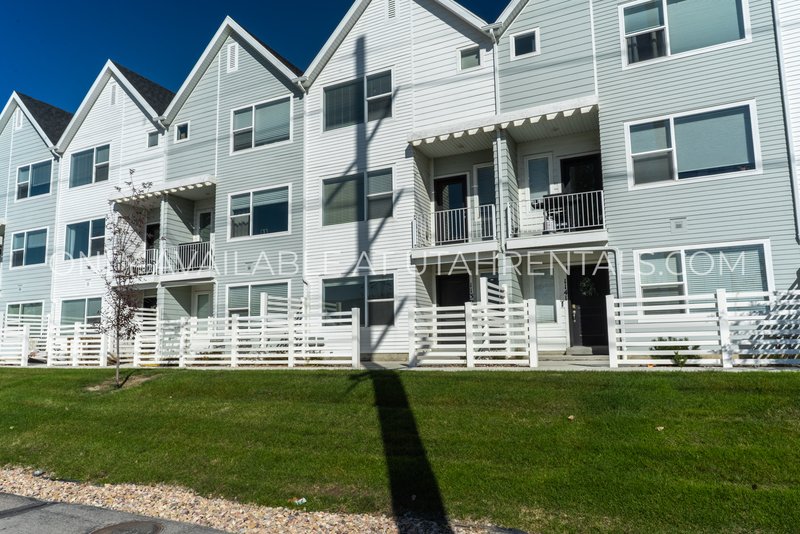 Spacious 4 BD / 3 BA Home in Saratoga Springs property image