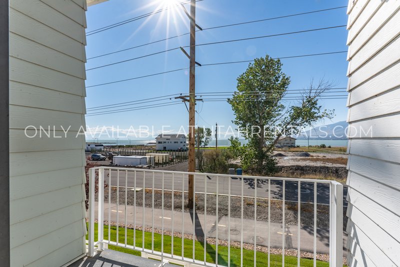 Spacious 4 BD / 3 BA Home in Saratoga Springs property image