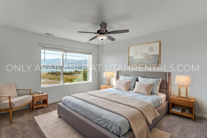 Spacious 4 BD / 3 BA Home in Saratoga Springs property image