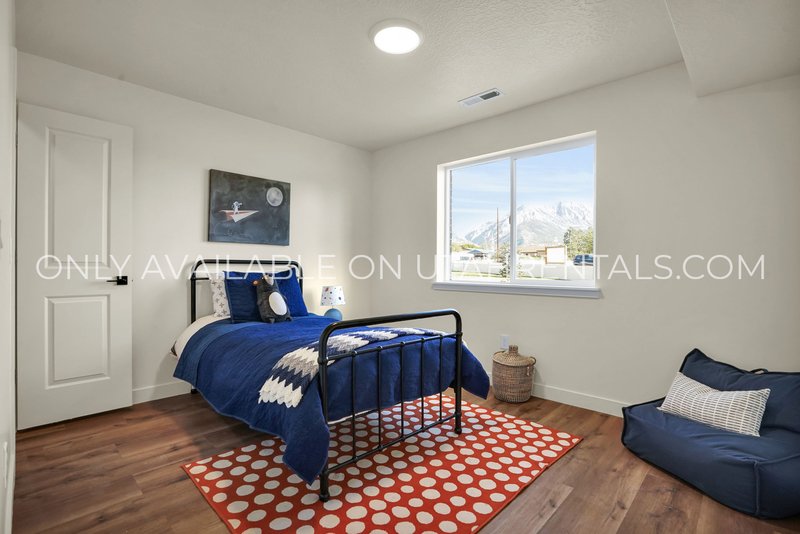 Upscale Santaquin Apartment property image