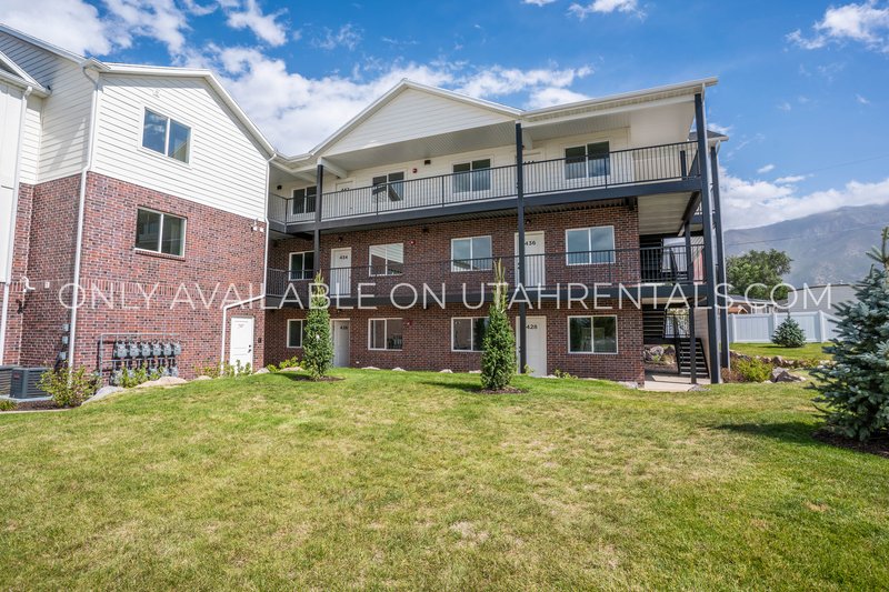 Upscale Santaquin Apartment property image