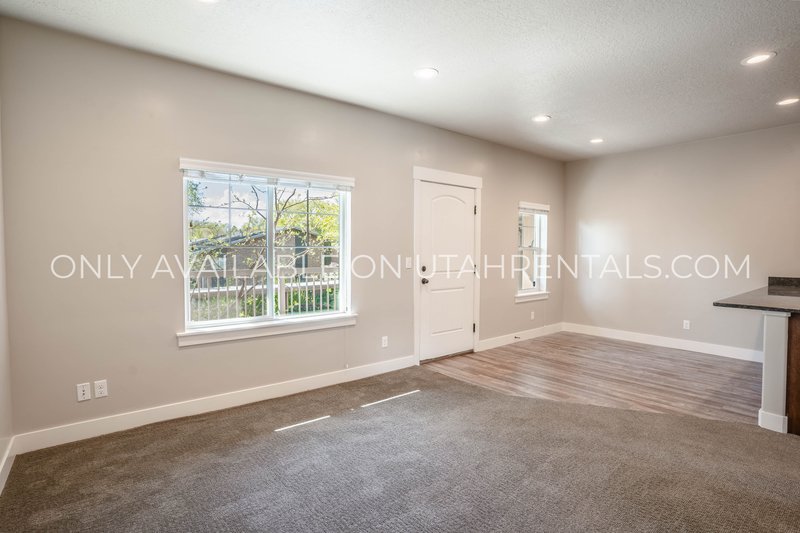 Beautiful 2-bed Apartment! property image