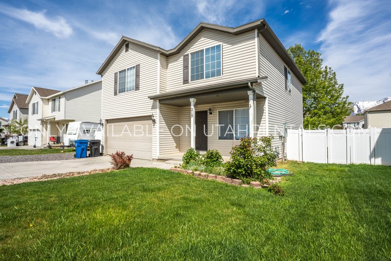 Home with a private back yard in Spanish Fork property image