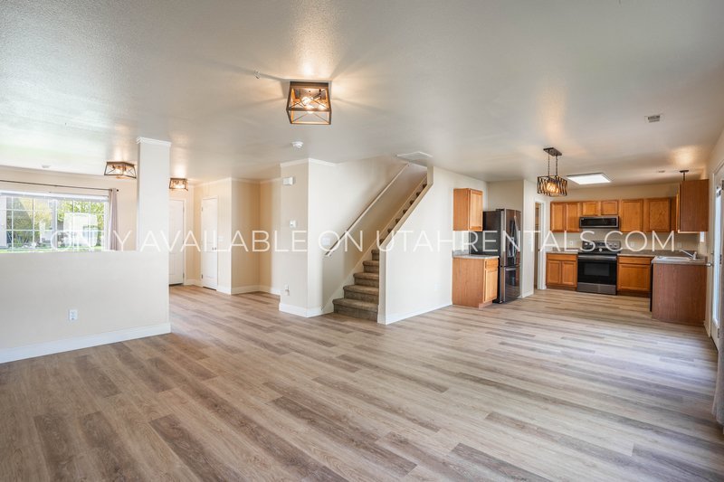 Home with a private back yard in Spanish Fork property image
