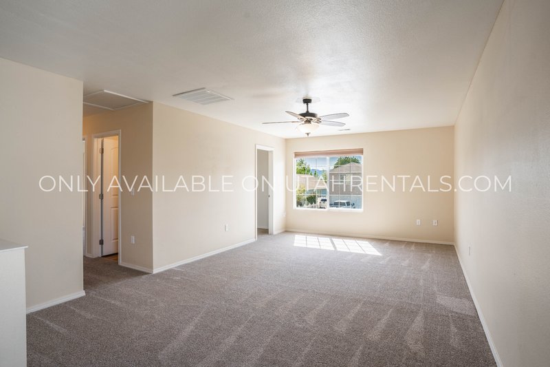 Home with a private back yard in Spanish Fork property image